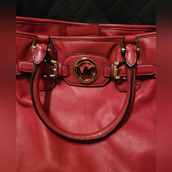 MICHAEL KORS Vintage Red Leather Shoulder Bag AQ-1208 - Picture 2 of 16